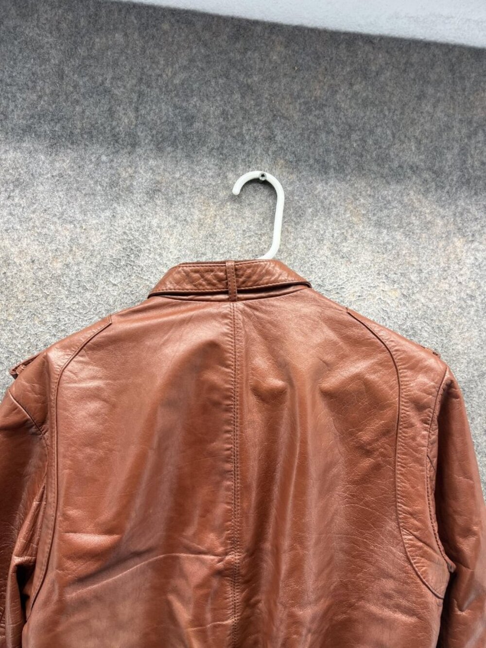 Vintage Members Only Jacket Mens 36 Brown Leather Bomber Epaulet Korea Retro 80s - Picture 8 of 9